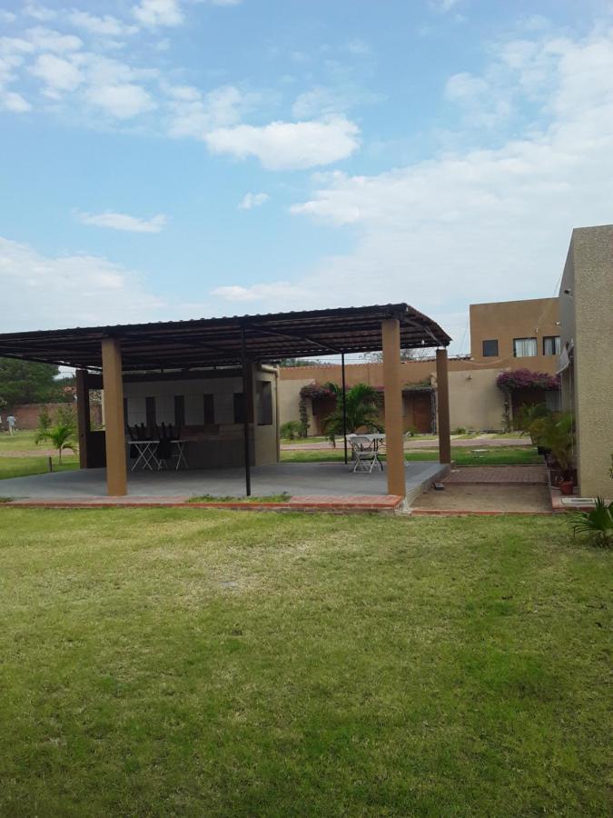 El Suto-Aparthotel San José de Chiquitos Buitenkant foto